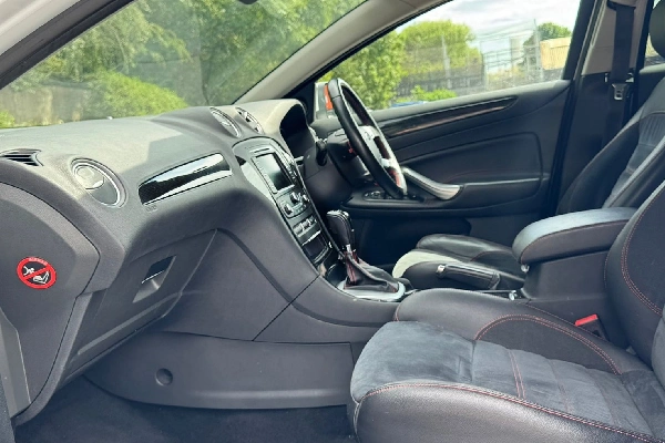 Ford Mondeo88